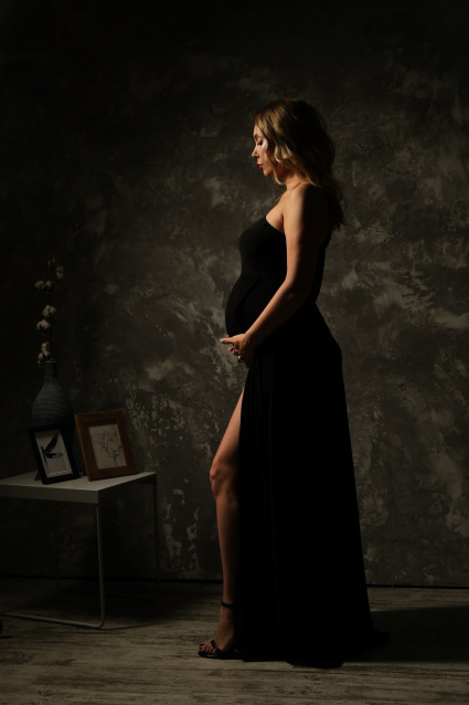 Фотосессия для беременных «В ожидании чуда» - заказать профессиональную фотосъемку от сети фотостудий Fashion Box в Краснодаре – фото № 10