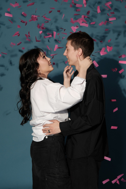 Фотосессия Love Story для пары - забронировать фотосессию в студии от сети фотостудий Fashion Box в Краснодаре – фото № 8