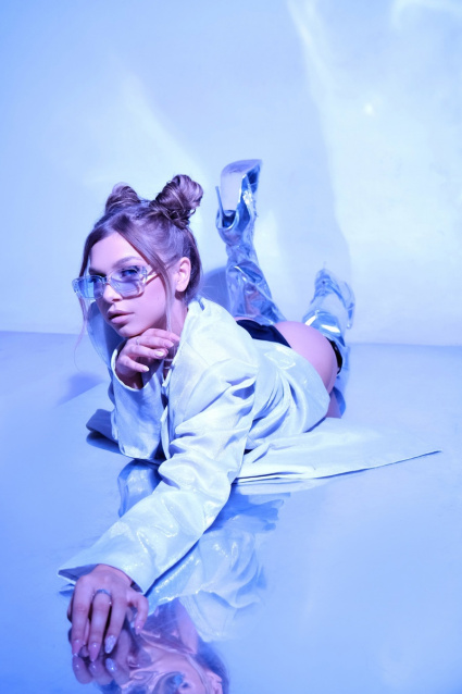 Индивидуальная фотосессия в 2-х образах - съемка от профессионалов студии Fashion Box в Краснодаре – фото № 14