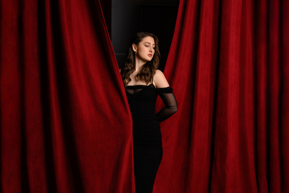 Индивидуальная фотосессия в 2-х образах - съемка от профессионалов студии Fashion Box в Краснодаре – фото № 31