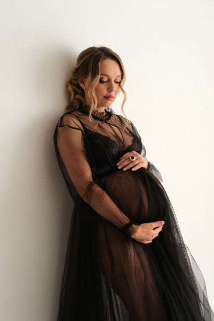 Фотосессия для беременных «В ожидании чуда» - заказать профессиональную фотосъемку от сети фотостудий Fashion Box в Краснодаре – фото № 17