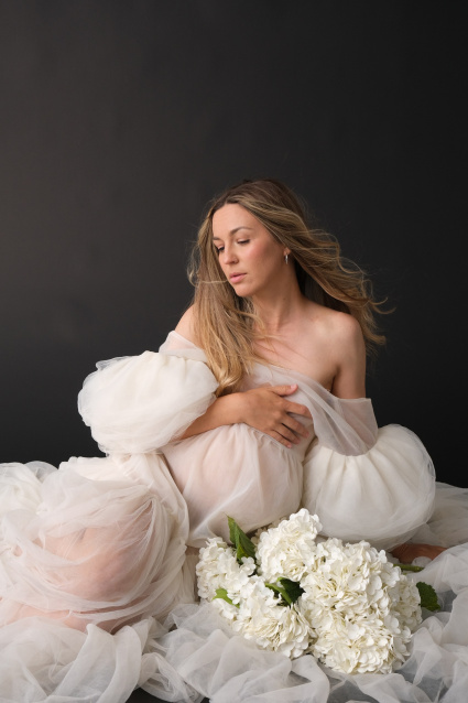 Фотосессия для беременных «В ожидании чуда» - заказать профессиональную фотосъемку от сети фотостудий Fashion Box в Краснодаре – фото № 14