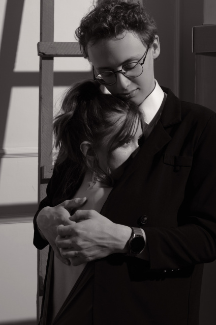 Фотосессия Love Story для пары - забронировать фотосессию в студии от сети фотостудий Fashion Box в Краснодаре – фото № 10