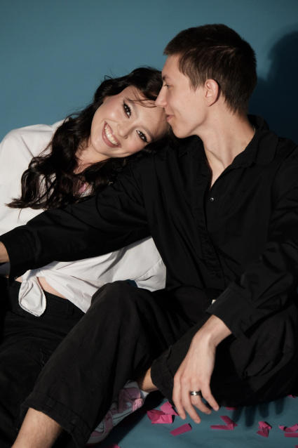 Фотосессия Love Story для пары - забронировать фотосессию в студии от сети фотостудий Fashion Box в Краснодаре – фото № 7