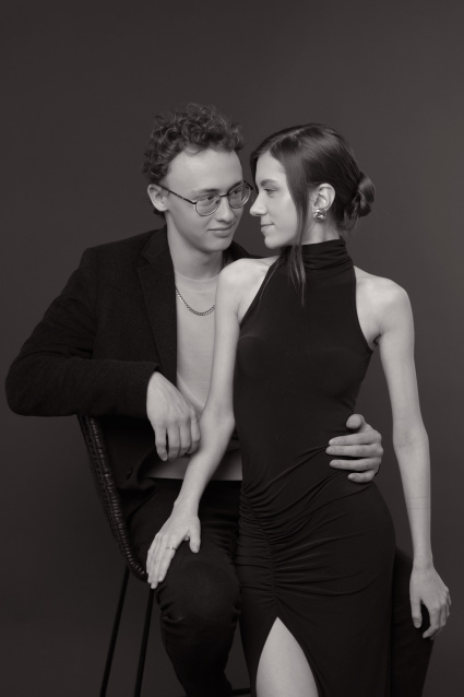 Фотосессия Love Story для пары - забронировать фотосессию в студии от сети фотостудий Fashion Box в Краснодаре – фото № 11