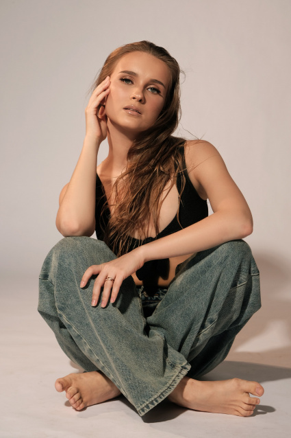 Индивидуальная фотосессия в 2-х образах - съемка от профессионалов студии Fashion Box в Краснодаре – фото № 22