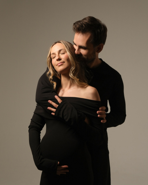 Фотосессия для беременных «В ожидании чуда» - заказать профессиональную фотосъемку от сети фотостудий Fashion Box в Краснодаре – фото № 3