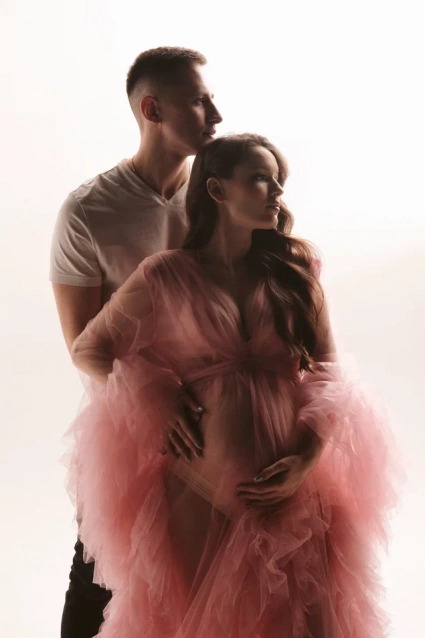 Фотосессия для беременных «В ожидании чуда» - заказать профессиональную фотосъемку от сети фотостудий Fashion Box в Краснодаре – фото № 21