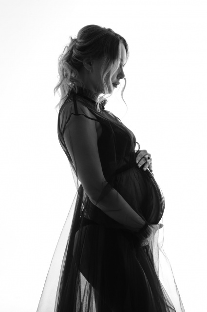 Фотосессия для беременных «В ожидании чуда» - заказать профессиональную фотосъемку от сети фотостудий Fashion Box в Краснодаре – фото № 19