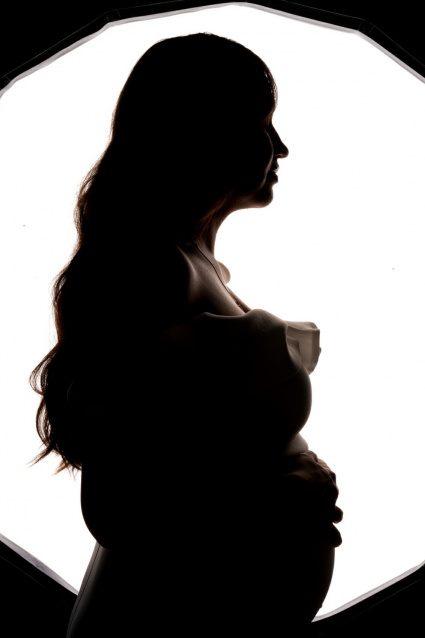 Фотосессия для беременных «В ожидании чуда» - заказать профессиональную фотосъемку от сети фотостудий Fashion Box в Краснодаре – фото № 16